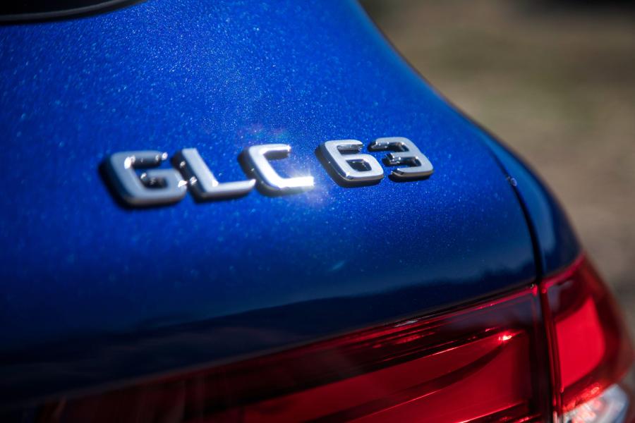 Логотип Mercedes-AMG GLC63 4Matic+ (X253) 2018 года  (NA) (фото 18 из 47)